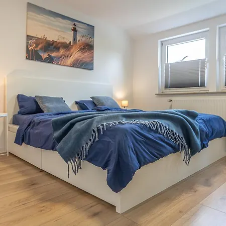 Apartment Bright&cozy Hafenblick Apartment, 2 Zimmer&küche In *